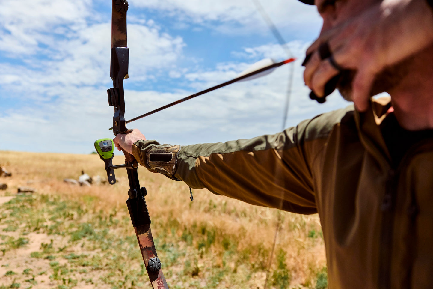 SwingSpeed Radar Arrowspeed - Doppler Radar firing in the field